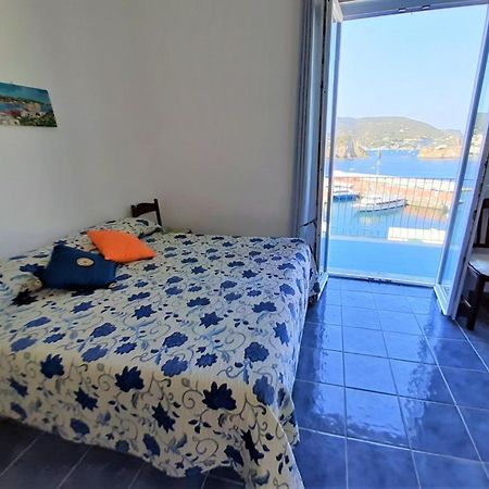 Maridea - Suarella Apartment Ponza Bagian luar foto