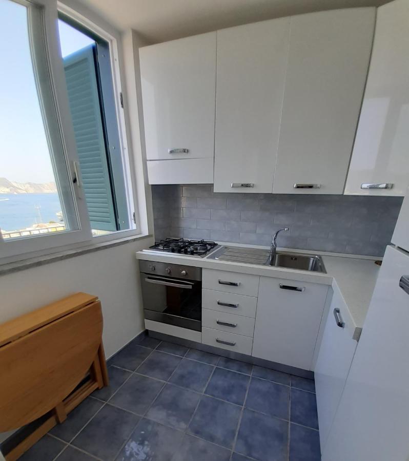 Maridea - Suarella Apartment Ponza Bagian luar foto